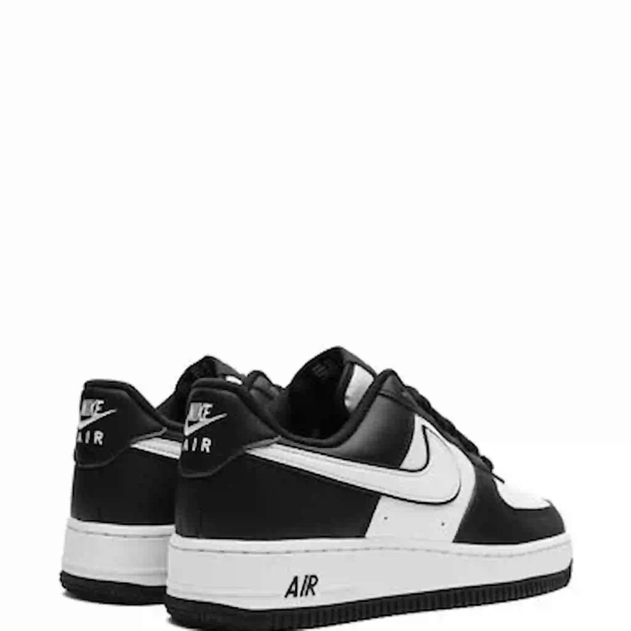 Nike Air Force 1 Low “Panda”