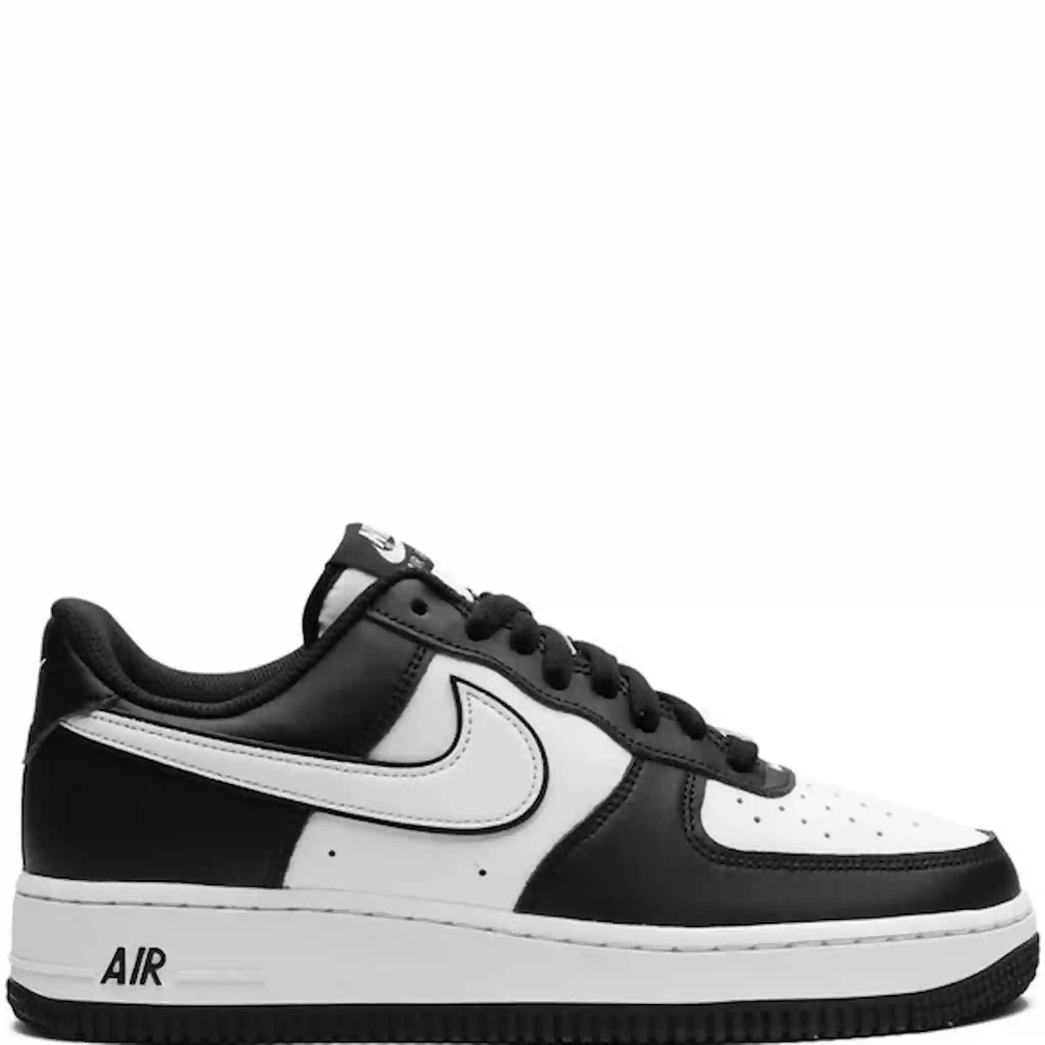 Nike Air Force 1 Low “Panda”