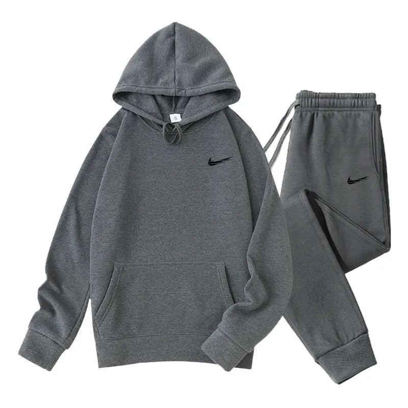 Nike Sportswear Graphic Swoosh Tracksuit Set – Premium Fleece Hoodie & Joggers Grey