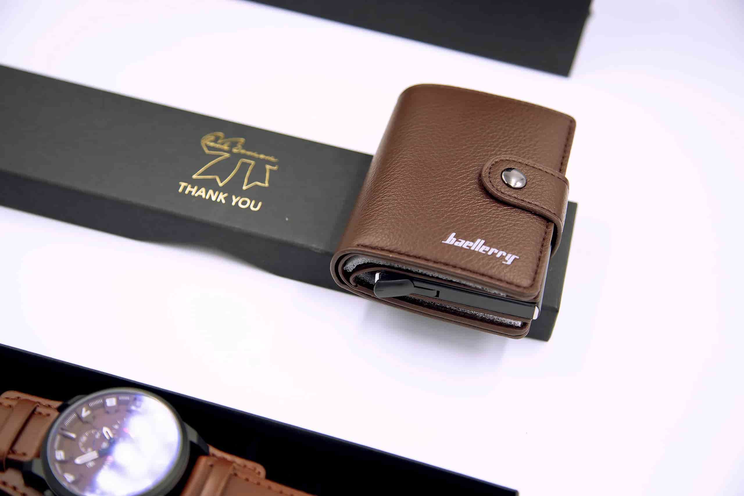 TS Baellerry Minimalist Card Holder – Coffee