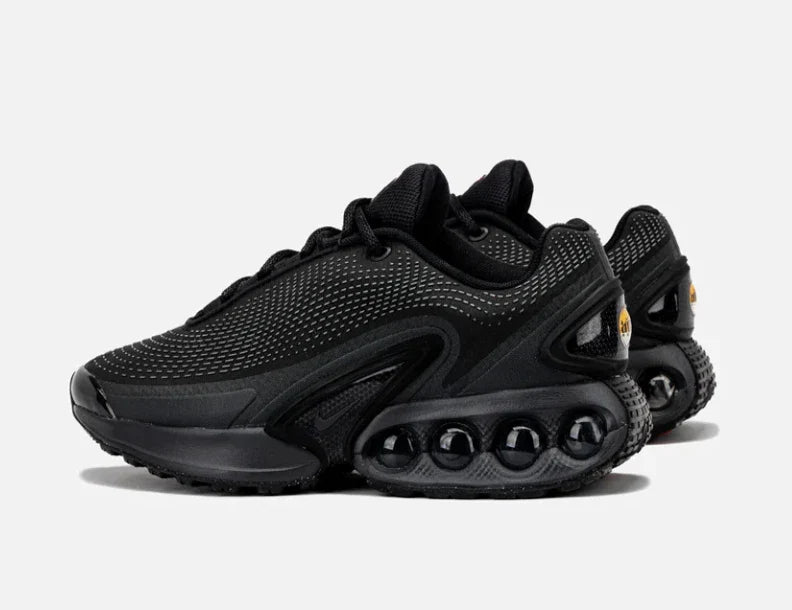NIKE AIR MAX DN BLACK